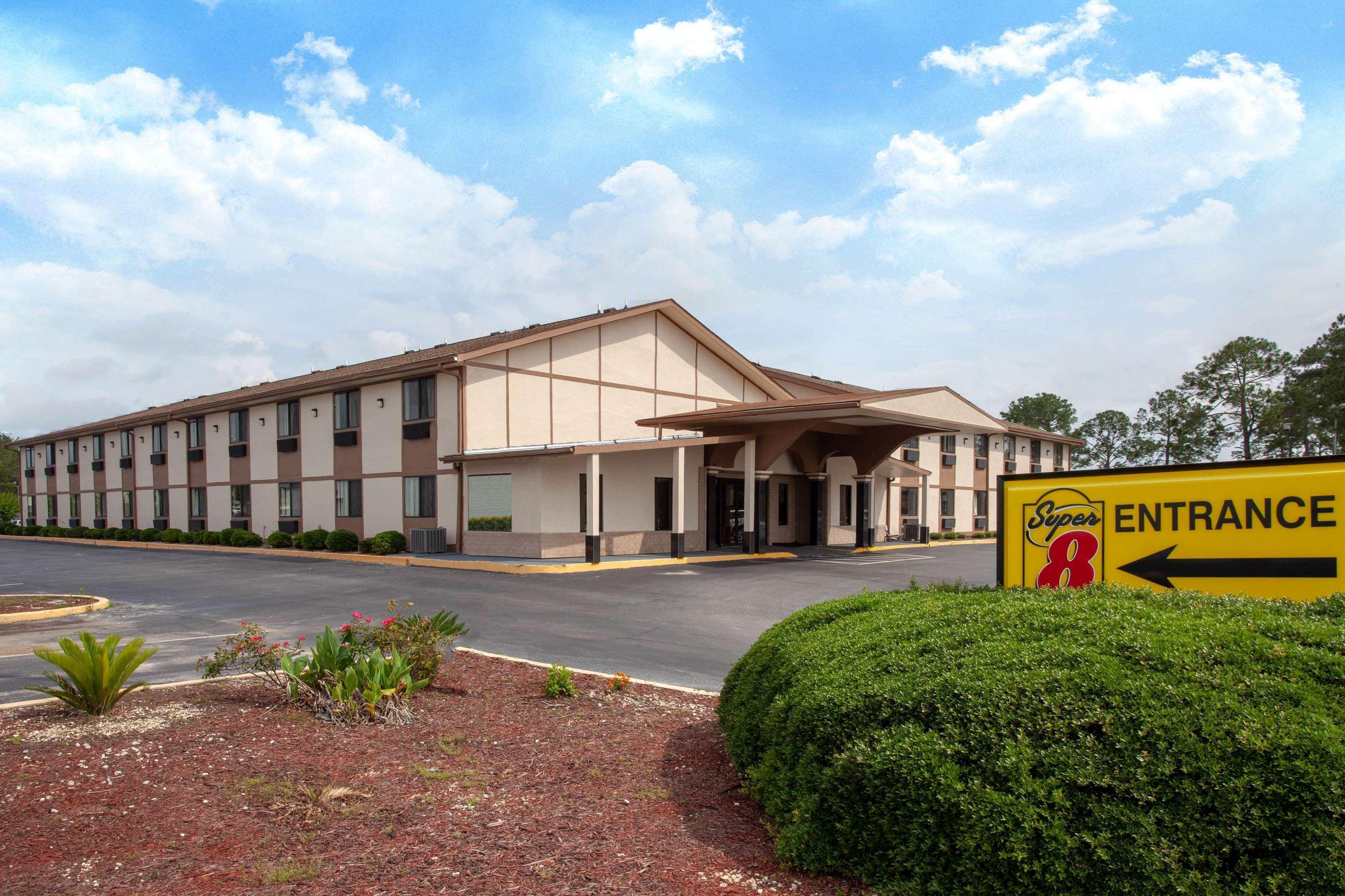 Super 8 By Wyndham Waycross Ga Motel Kültér fotó